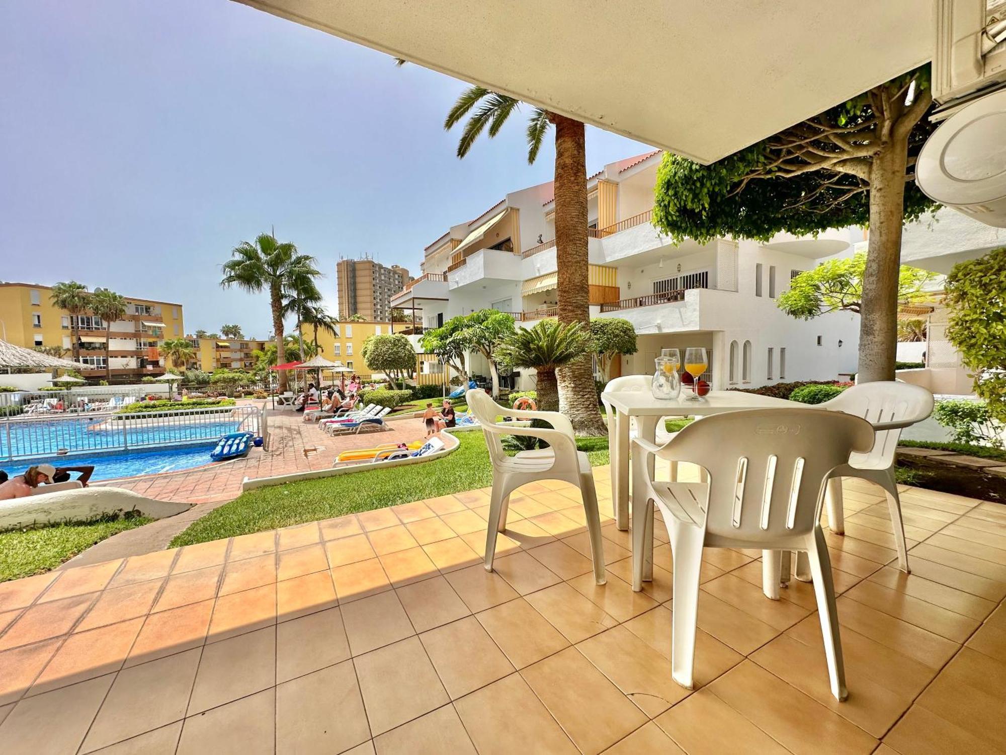 Pool Views Terrace Leilighet Los Cristianos  Eksteriør bilde