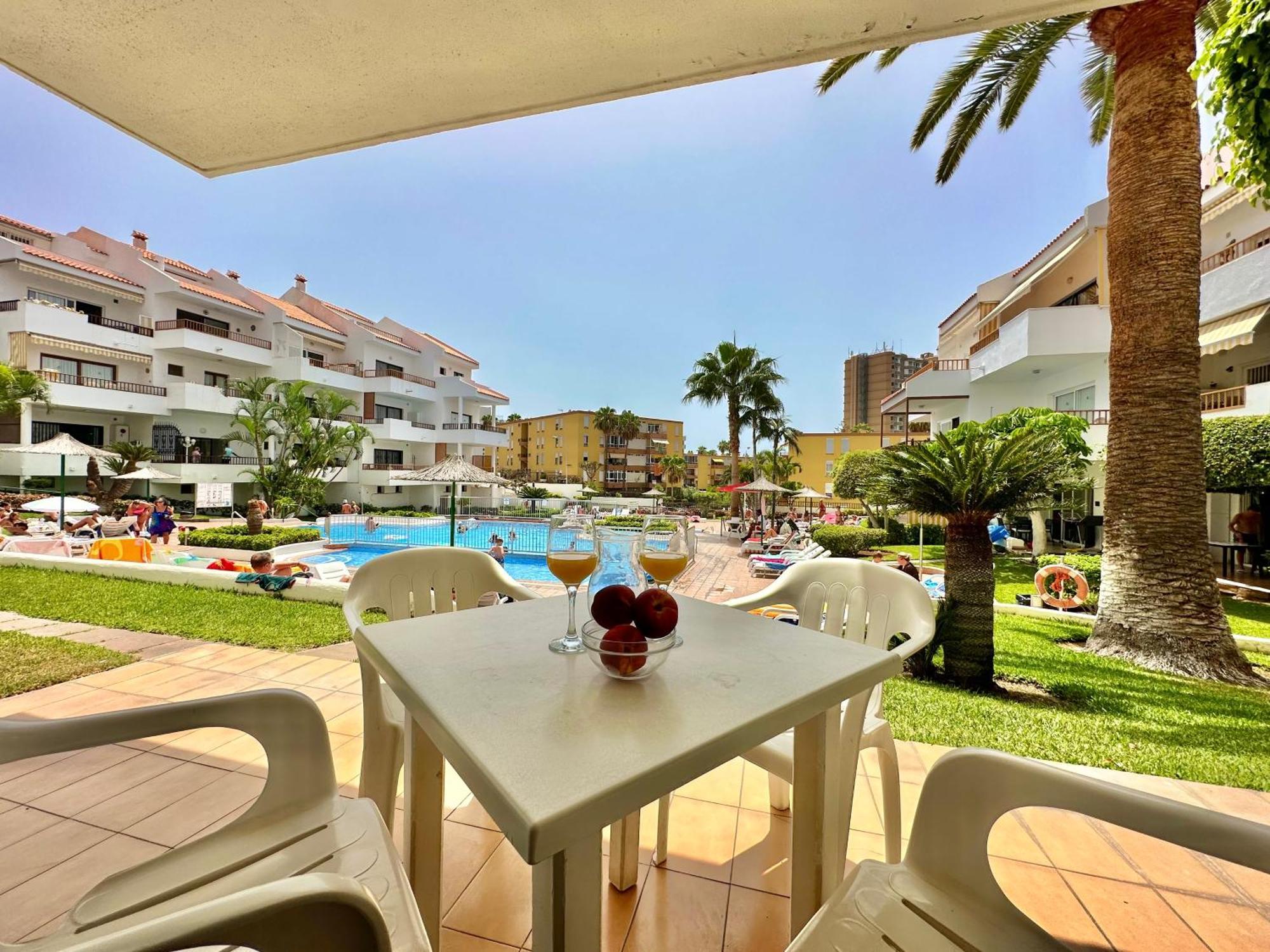 Pool Views Terrace Leilighet Los Cristianos  Eksteriør bilde
